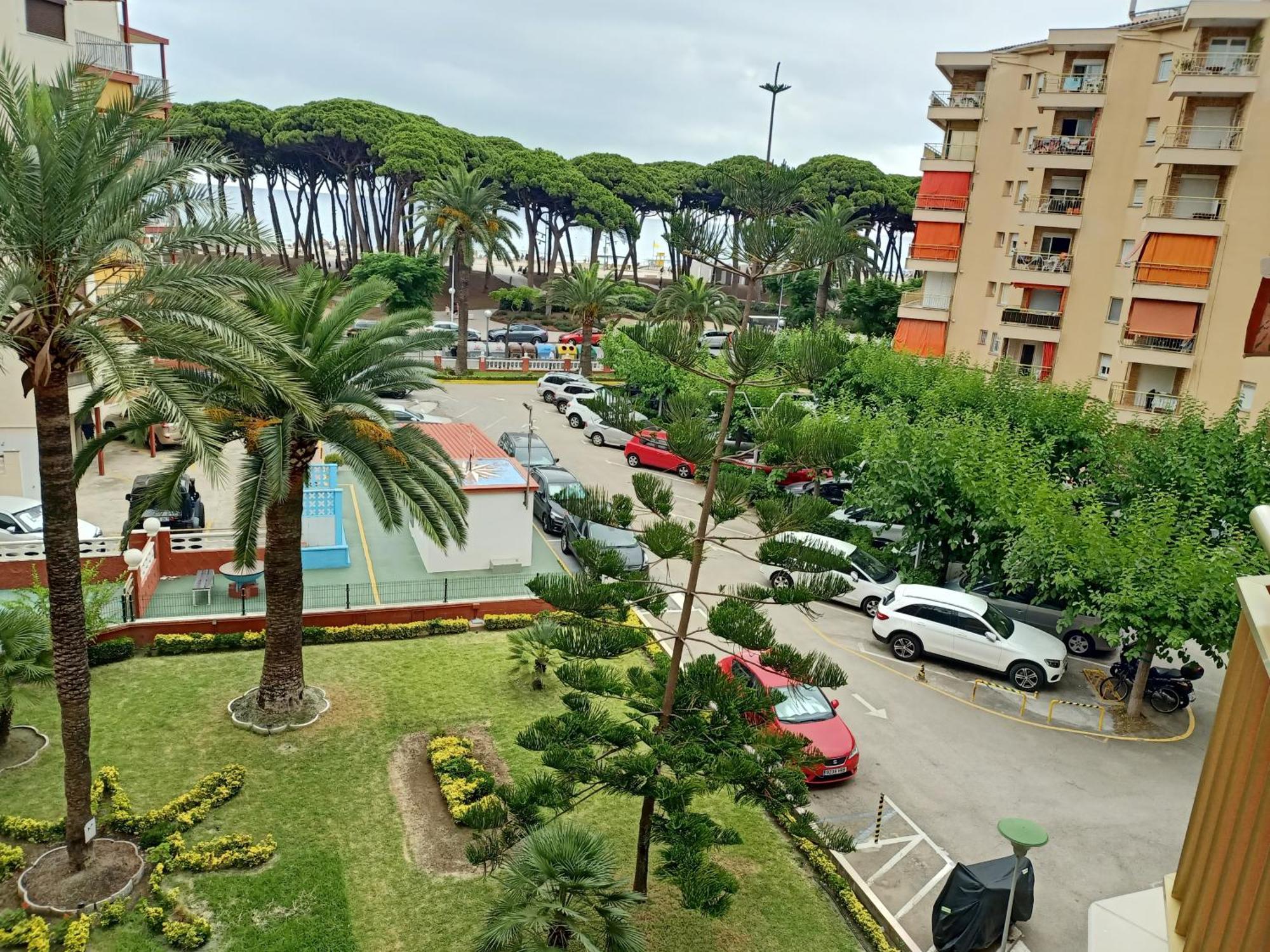 Seafront Apartment Pineda Beach La Pineda Eksteriør billede